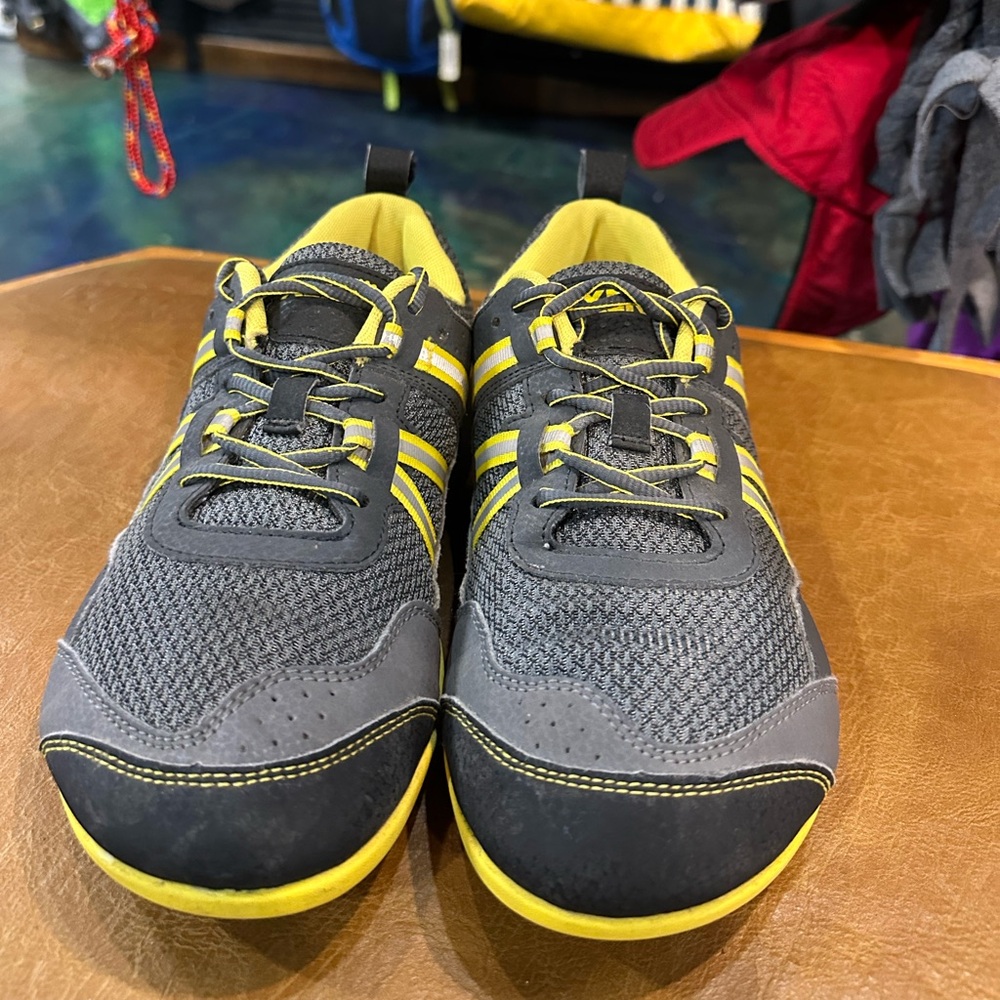 Xzero Shoes - Picture 3 of 4